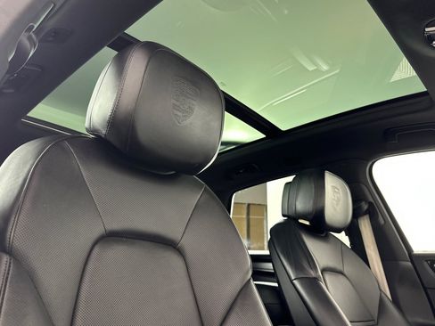 Used 2023 Porsche Cayenne S image 16