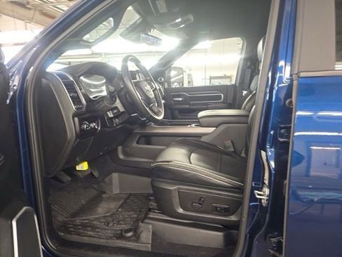 Used 2024 RAM 2500 Laramie w/ Night Edition AWD/4WD image 6