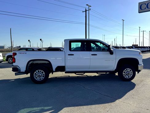 Used 2024 Chevrolet Silverado 2500 W/T w/ WT Fleet Convenience Package image 6