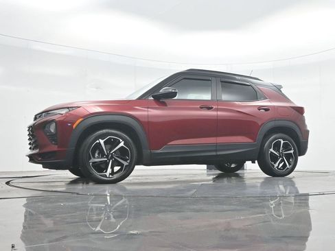 Used 2023 Chevrolet TrailBlazer RS FWD image 33