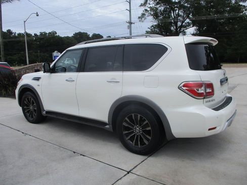 Used 2017 Nissan Armada Platinum w/ Captain Seat Package RWD image 4