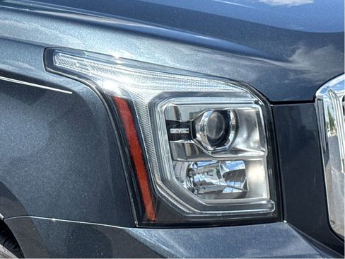 Used 2020 GMC Yukon Denali w/ Open Road Package image 27