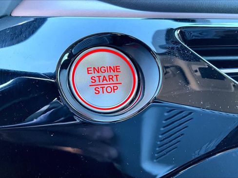 New 2026 Acura MDX FWD w/ Technology Package image 18