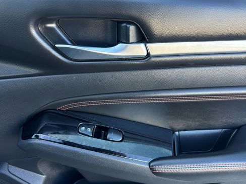 Used 2023 Nissan Altima 2.5 SR image 19