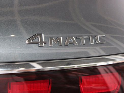 Used 2025 Mercedes-Benz GLS 450 4MATIC image 21