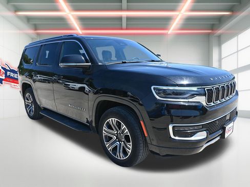 Used 2024 Jeep Wagoneer Series II w/ Flexible Seating Group AWD/4WD image 4