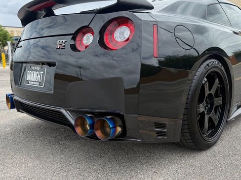 Used 2012 Nissan GT-R Black Edition AWD/4WD image 15