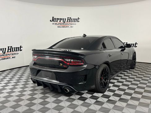 Used 2017 Dodge Charger R/T Scat Pack w/ Driver Confidence Group image 7