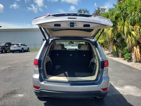 Used 2020 Jeep Grand Cherokee Limited RWD image 7