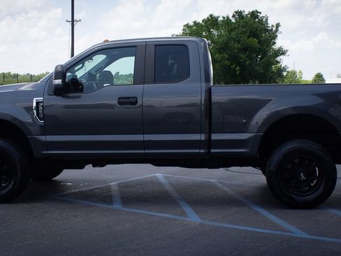 Used 2018 Ford F250 XL w/ STX Appearance Package AWD/4WD image 18