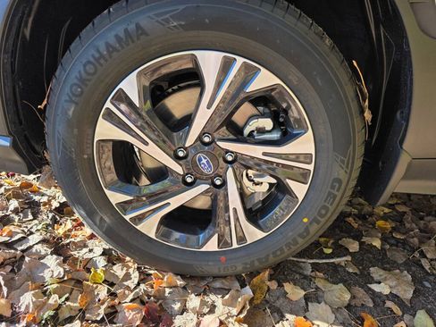 New 2026 Subaru Crosstrek 2.0i Premium image 5