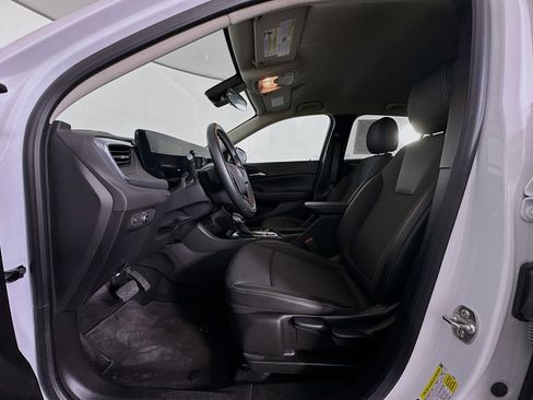 Used 2025 Buick Encore GX Preferred FWD image 13