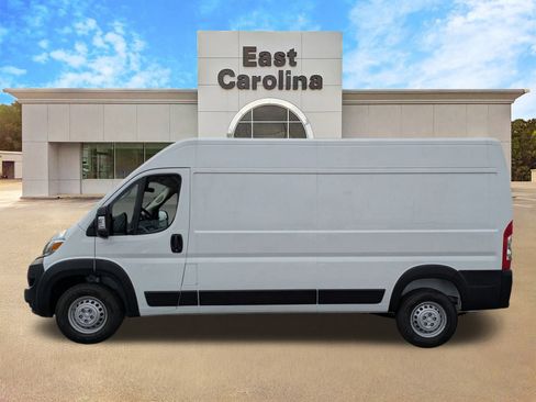 New 2026 RAM ProMaster 2500 w/ Convenience Group image 6