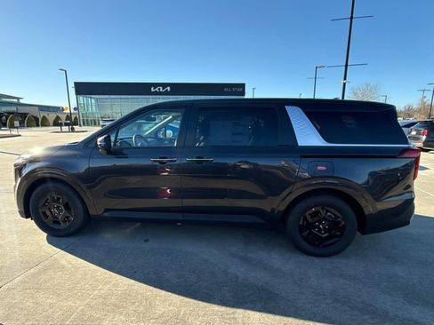New 2026 Kia Carnival image 5