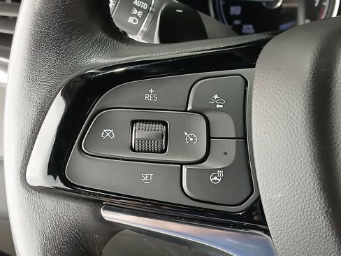 Used 2023 Buick Enclave Essence w/ Sport Touring Edition AWD/4WD image 29