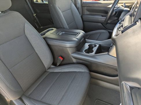 Used 2024 Chevrolet Tahoe LS image 11