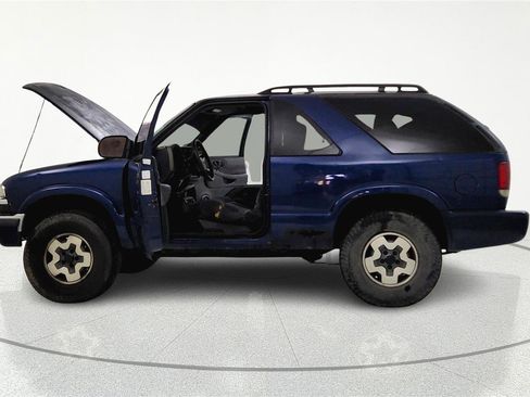 Used 2001 Chevrolet Blazer LS w/ Preferred Equipment Group image 7