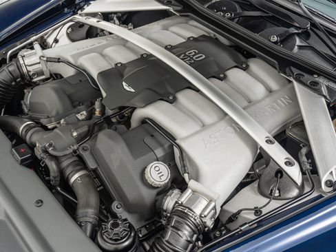 Used 2011 Aston Martin DB9 Volante RWD image 37