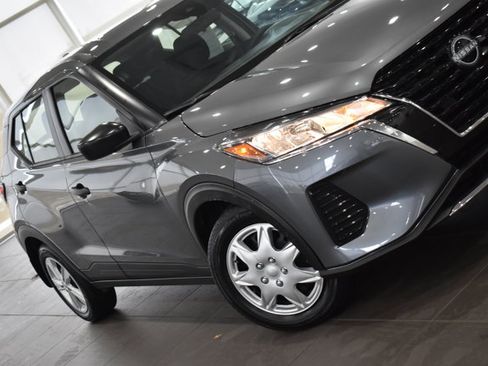 Used 2024 Nissan Kicks S image 4
