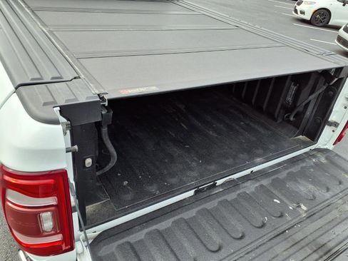 Used 2023 RAM 2500 Laramie AWD/4WD image 34