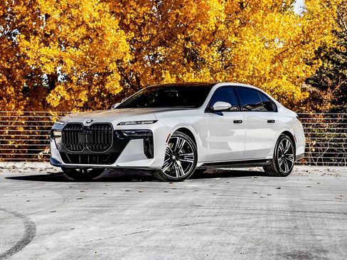 New 2025 BMW 760i xDrive w/ Executive Package image 1