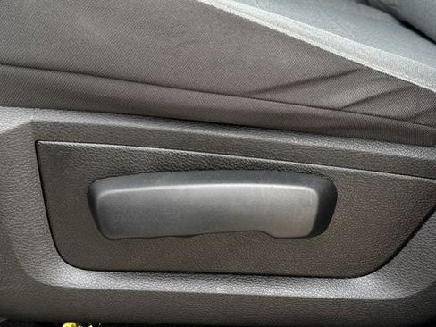 Used 2024 RAM 1500 Classic SLT image 25