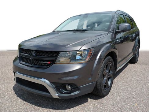 Used 2018 Dodge Journey Crossroad w/ Nav & Sun Group FWD image 1