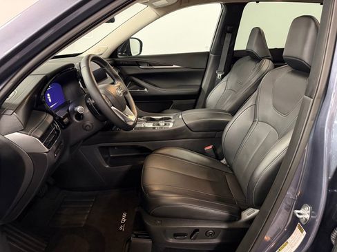 Used 2023 INFINITI QX60 Sensory w/ Vision Package AWD/4WD image 9