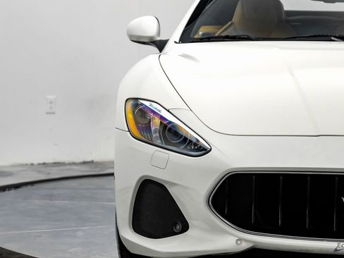 Used 2018 Maserati GranTurismo Sport image 35