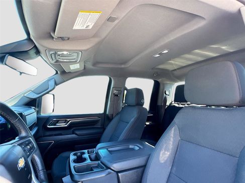 Used 2024 Chevrolet Silverado 2500 LT image 17