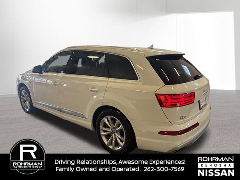 Used 2017 Audi Q7 3.0T Premium Plus AWD/4WD image 3
