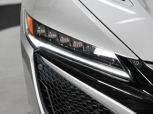 Used 2017 Acura NSX image 12