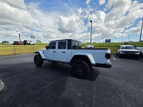 Used 2020 Jeep Gladiator Rubicon w/ Dual Top Group AWD/4WD image 7