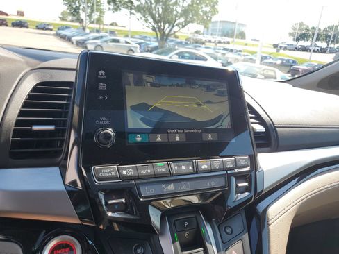 Used 2021 Honda Odyssey Touring image 26