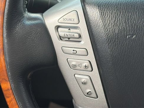 Used 2015 INFINITI QX80 4WD w/ Deluxe Technology Package image 38