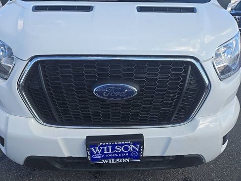 Used 2022 Ford Transit 350 XLT image 31