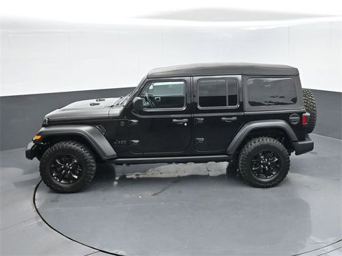 Used 2022 Jeep Wrangler Unlimited Sport image 41