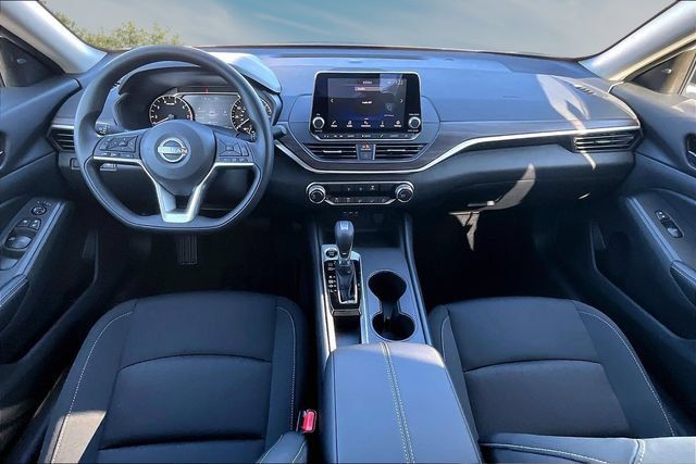 New 2026 Nissan Altima 2.5 SV FWD image 5