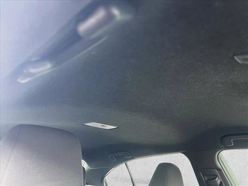 Certified 2025 Toyota Corolla SE image 25