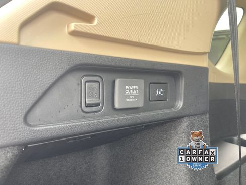 Used 2025 Acura MDX SH-AWD w/ Technology Package image 19