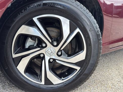 Used 2016 Honda Accord LX image 23