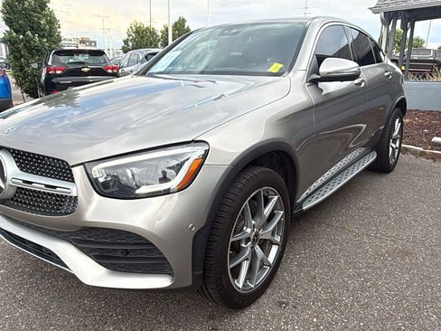 Used 2021 Mercedes-Benz GLC 300 4MATIC Coupe image 3