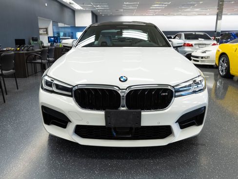 Used 2021 BMW M5 w/ Executive Package image 3