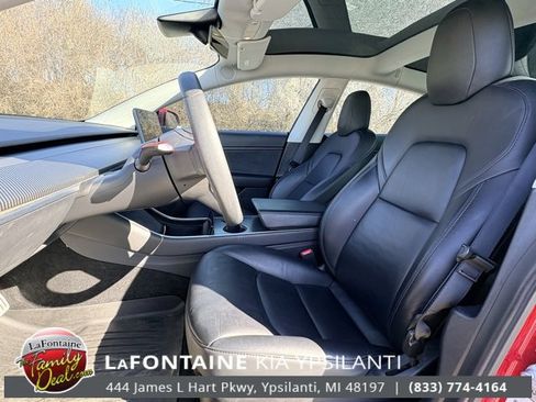 Used 2020 Tesla Model 3 Performance image 9