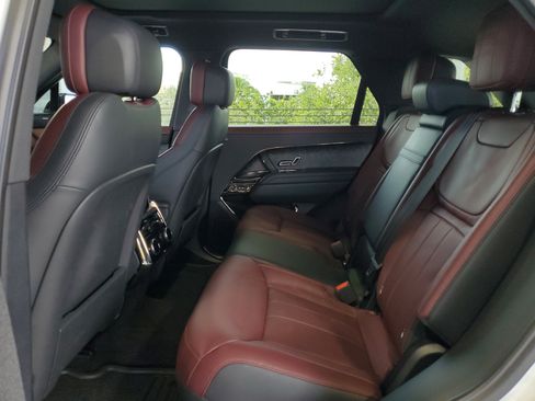 Used 2023 Land Rover Range Rover Sport SE Dynamic AWD/4WD image 9