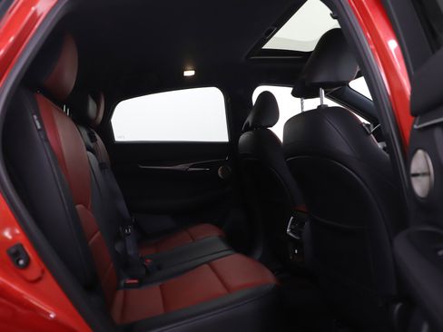 Used 2025 INFINITI QX55 Sensory image 12