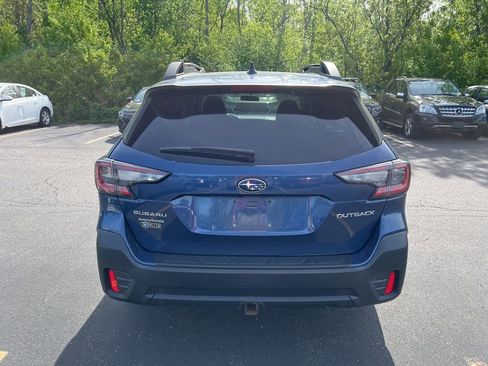 Used 2021 Subaru Outback Premium AWD/4WD image 4