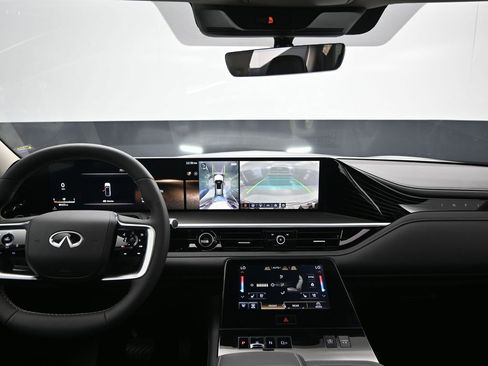 New 2026 INFINITI QX80 Luxe image 20