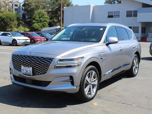 Used 2023 Genesis GV80 3.5T Advanced + AWD/4WD image 3