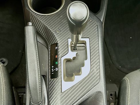 Used 2015 Toyota RAV4 XLE FWD image 16